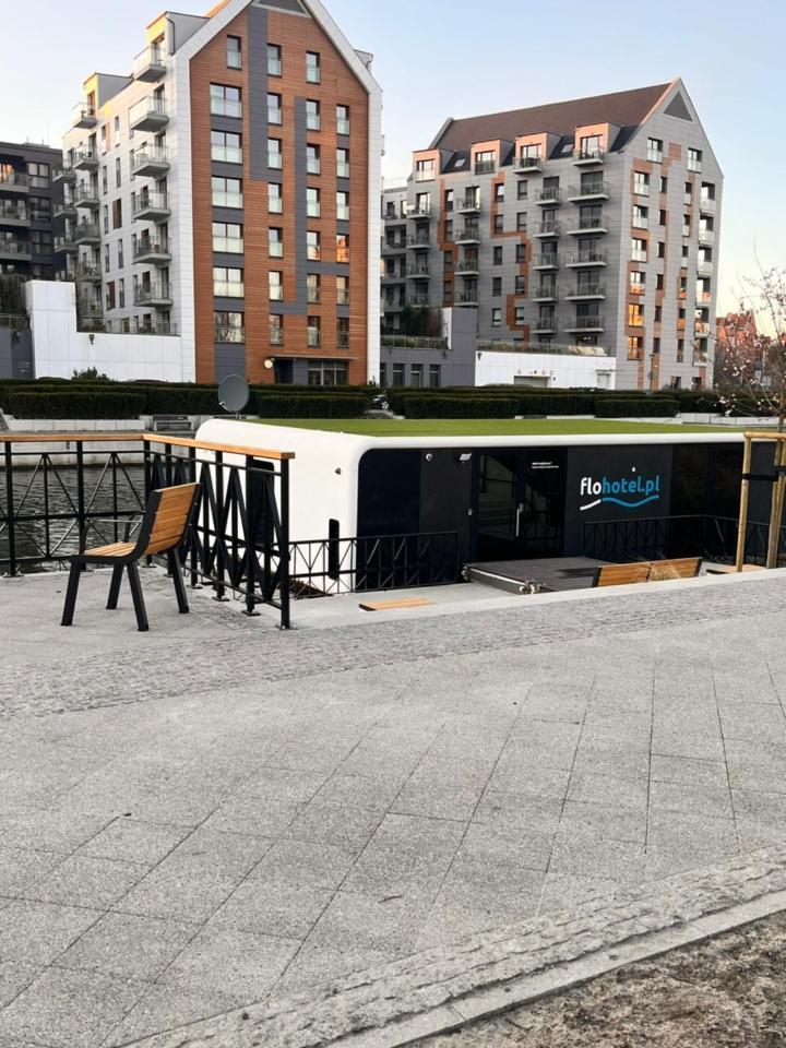 Dom Na Wodzie - Flohotel Gdańsk Exterior foto